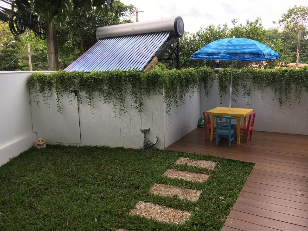 Vivi Bungalows Resort Nai Harn Eksteriør bilde