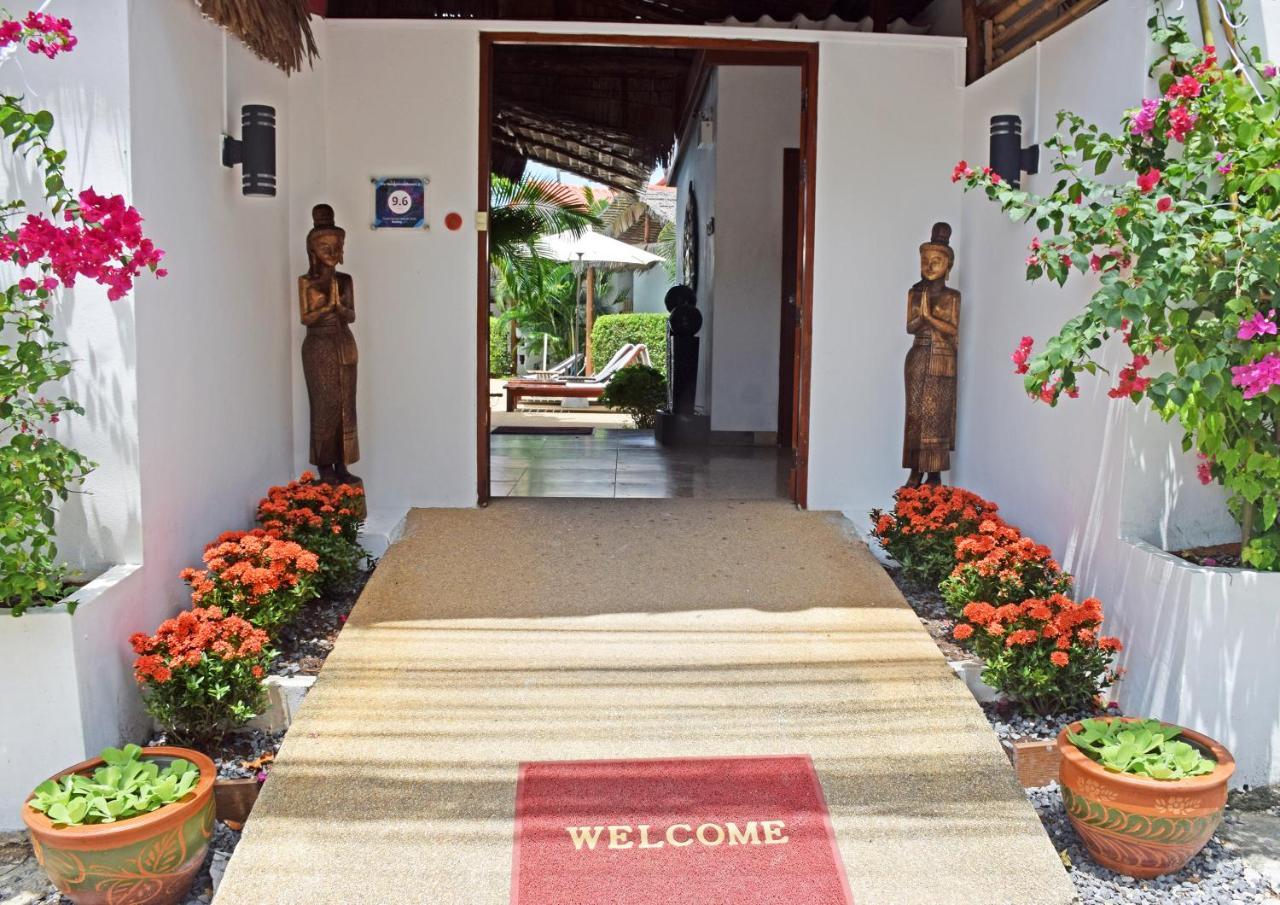 Vivi Bungalows Resort Nai Harn Eksteriør bilde