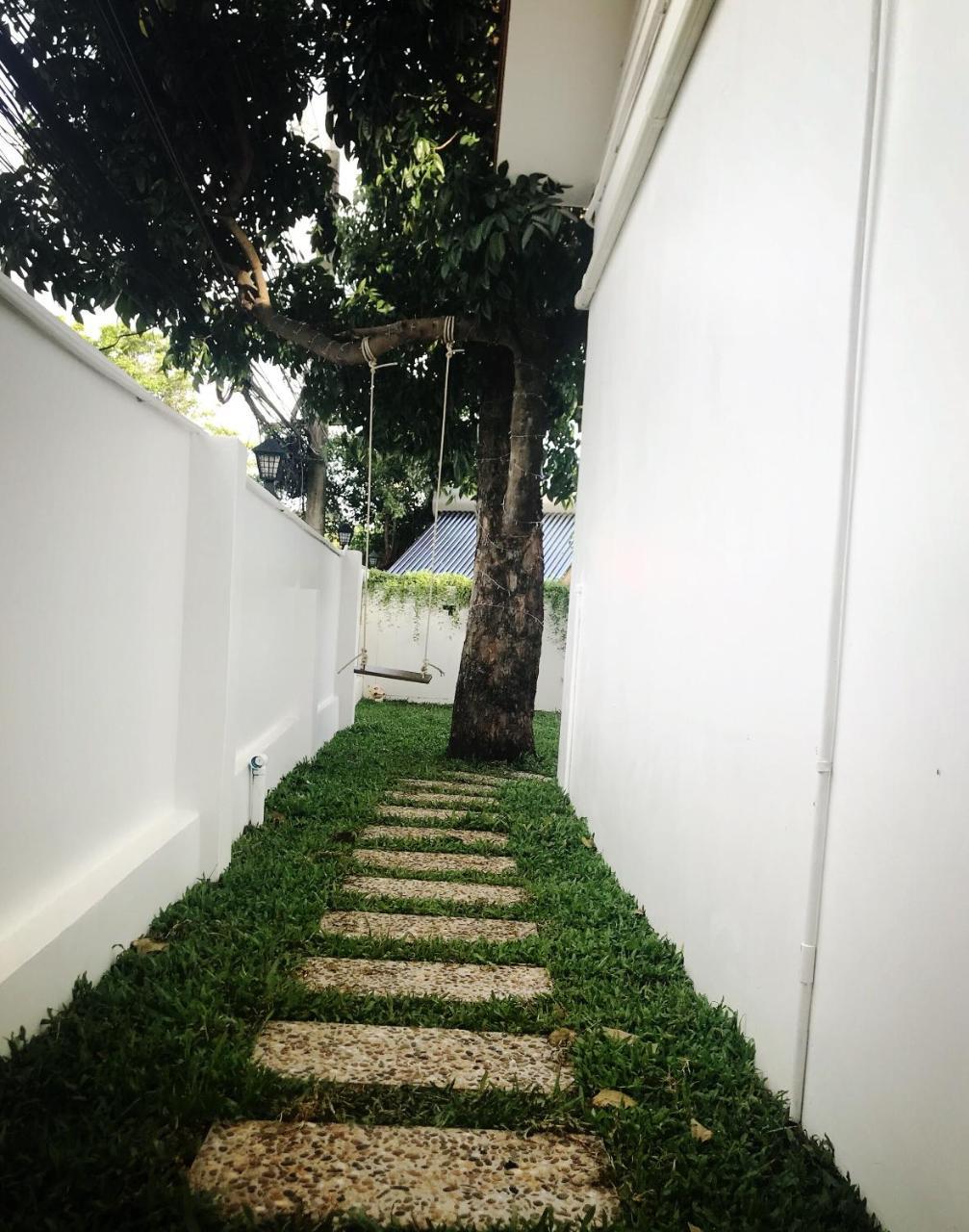 Vivi Bungalows Resort Nai Harn Eksteriør bilde